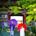諫早市天祐寺で前撮り。
MAEDORU!とは、長崎県最大級3000着以上の衣装から選べる前撮り専門店。衣装着放題・ロケ行き放題・持ち込み自由挙式当日衣装無料提供。
お好きな場所・思い出の場所・季節よってお好き場所をtチョイスしてください 長崎県のフォトウェディング、前撮り専門店 お宮参り・マタニティー・七五三・成人式撮影
