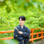御舘山神社で前撮り
MAEDORU!とは、長崎県最大級3000着以上の衣装から選べる前撮り専門店。衣装着放題・ロケ行き放題・持ち込み自由挙式当日衣装無料提供。
お好きな場所・思い出の場所・季節よってお好き場所をtチョイスしてください 長崎県のフォトウェディング、前撮り専門店 お宮参り・マタニティー・七五三・成人式撮影