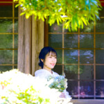 諫早市天祐寺で前撮り。
MAEDORU!とは、長崎県最大級3000着以上の衣装から選べる前撮り専門店。衣装着放題・ロケ行き放題・持ち込み自由挙式当日衣装無料提供。
お好きな場所・思い出の場所・季節よってお好き場所をtチョイスしてください 長崎県のフォトウェディング、前撮り専門店 お宮参り・マタニティー・七五三・成人式撮影