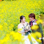 白木峯高原で前撮り。菜の花満開
MAEDORU!とは、長崎県最大級3000着以上の衣装から選べる前撮り専門店。衣装着放題・ロケ行き放題・持ち込み自由挙式当日衣装無料提供。
お好きな場所・思い出の場所・季節よってお好き場所をtチョイスしてください 長崎県のフォトウェディング、前撮り専門店 お宮参り・マタニティー・七五三・成人式撮影