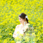 白木峯高原で前撮り。菜の花満開
MAEDORU!とは、長崎県最大級3000着以上の衣装から選べる前撮り専門店。衣装着放題・ロケ行き放題・持ち込み自由挙式当日衣装無料提供。
お好きな場所・思い出の場所・季節よってお好き場所をtチョイスしてください 長崎県のフォトウェディング、前撮り専門店 お宮参り・マタニティー・七五三・成人式撮影