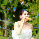 白木峯高原で前撮り。
MAEDORU!とは、長崎県最大級3000着以上の衣装から選べる前撮り専門店。衣装着放題・ロケ行き放題・持ち込み自由挙式当日衣装無料提供。
お好きな場所・思い出の場所・季節よってお好き場所をtチョイスしてください 長崎県のフォトウェディング、前撮り専門店 お宮参り・マタニティー・七五三・成人式撮影