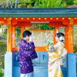 御舘山神社で前撮り
MAEDORU!とは、長崎県最大級3000着以上の衣装から選べる前撮り専門店。衣装着放題・ロケ行き放題・持ち込み自由挙式当日衣装無料提供。
お好きな場所・思い出の場所・季節よってお好き場所をtチョイスしてください 長崎県のフォトウェディング、前撮り専門店 お宮参り・マタニティー・七五三・成人式撮影