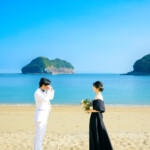 結の浜マリンパークで前撮り。
MAEDORU!とは、長崎県最大級3000着以上の衣装から選べる前撮り専門店。衣装着放題・ロケ行き放題・持ち込み自由挙式当日衣装無料提供。
お好きな場所・思い出の場所・季節よってお好き場所をtチョイスしてください 長崎県のフォトウェディング、前撮り専門店 お宮参り・マタニティー・七五三・成人式撮影