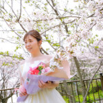 結の浜マリンパークで前撮り。
MAEDORU!とは、長崎県最大級3000着以上の衣装から選べる前撮り専門店。衣装着放題・ロケ行き放題・持ち込み自由挙式当日衣装無料提供。
お好きな場所・思い出の場所・季節よってお好き場所をtチョイスしてください 長崎県のフォトウェディング、前撮り専門店 お宮参り・マタニティー・七五三・成人式撮影