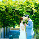 長崎市水辺の森公園で前撮り。
MAEDORU!とは、長崎県最大級3000着以上の衣装から選べる前撮り専門店。衣装着放題・ロケ行き放題・持ち込み自由挙式当日衣装無料提供。
お好きな場所・思い出の場所・季節よってお好き場所をtチョイスしてください 長崎県のフォトウェディング、前撮り専門店 お宮参り・マタニティー・七五三・成人式撮影