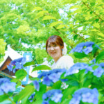 諫早神社で前撮り。
MAEDORU!とは、長崎県最大級3000着以上の衣装から選べる前撮り専門店。衣装着放題・ロケ行き放題・持ち込み自由挙式当日衣装無料提供。
お好きな場所・思い出の場所・季節よってお好き場所をtチョイスしてください 長崎県のフォトウェディング、前撮り専門店 お宮参り・マタニティー・七五三・成人式撮影